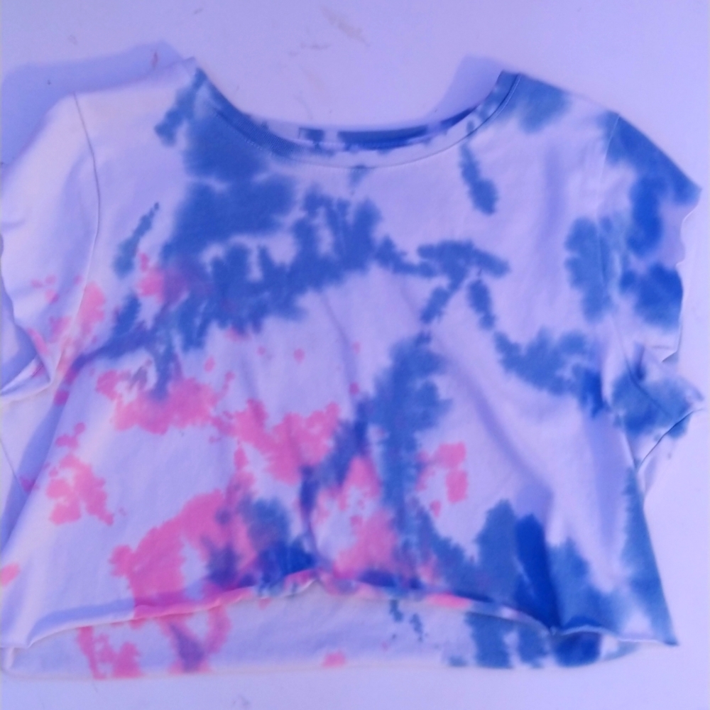 Blue and red tie-dye crop tee